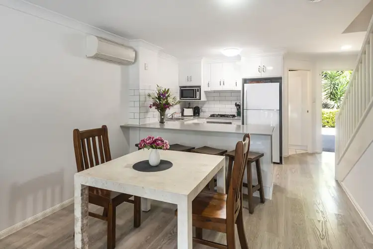 Sunset Waters 8/3 Banksia Court, Hamilton Island QLD 4803