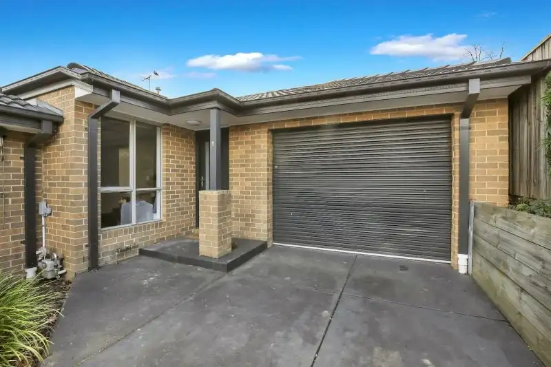 Main view of Homely unit listing, 4/9 Lampard Road, Drouin VIC 3818