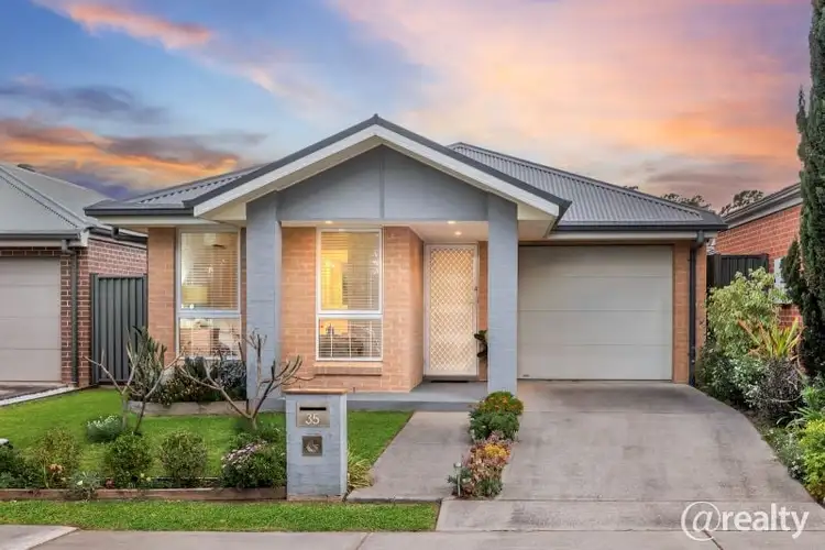 35 Cordyline Loop, Jordan Springs NSW 2747