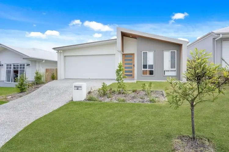 32 Florida Crescent, Spring Mountain QLD 4300