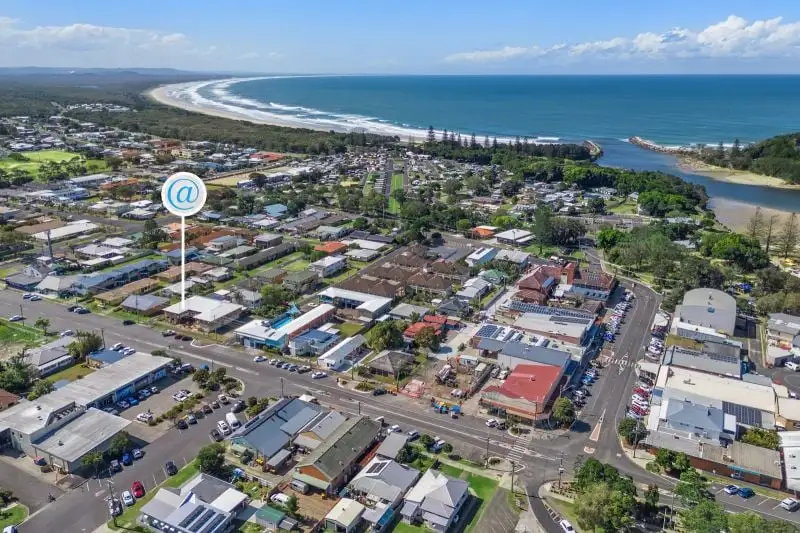 Main view of Homely unit listing, 4/40 Woodburn Street, Evans Head NSW 2473