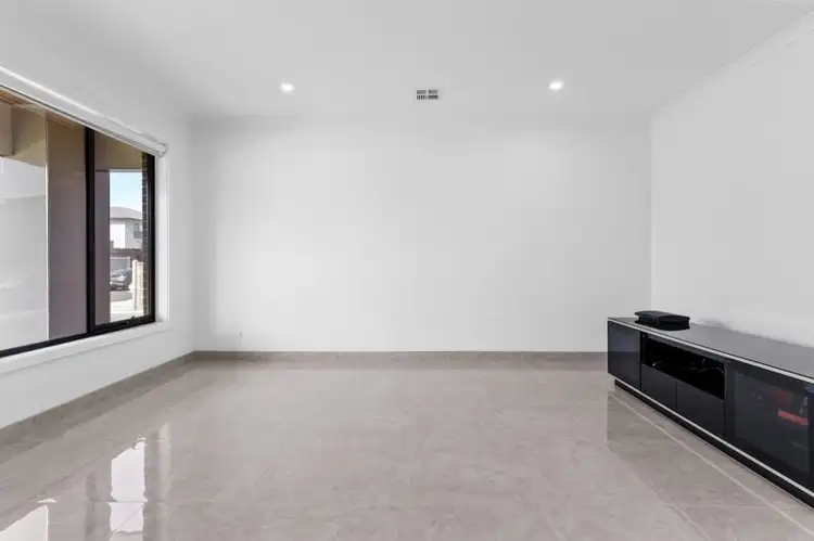 Second view of Homely house listing, 32 Stricta Circuit, Fraser Rise VIC 3336