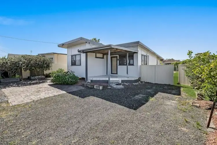 Second view of Homely house listing, 21 Merrendale Avenue, Gorokan NSW 2263