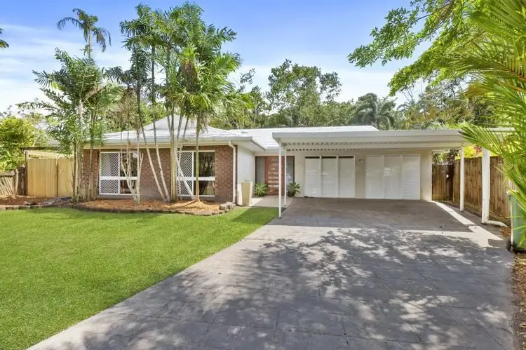 7 Harwood Close