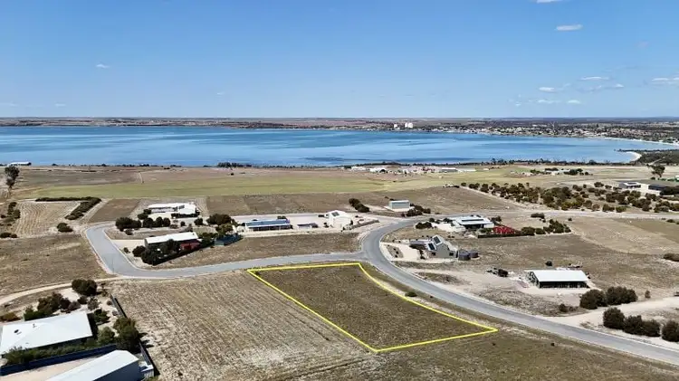 35 Kennedy Road, Streaky Bay SA 5680