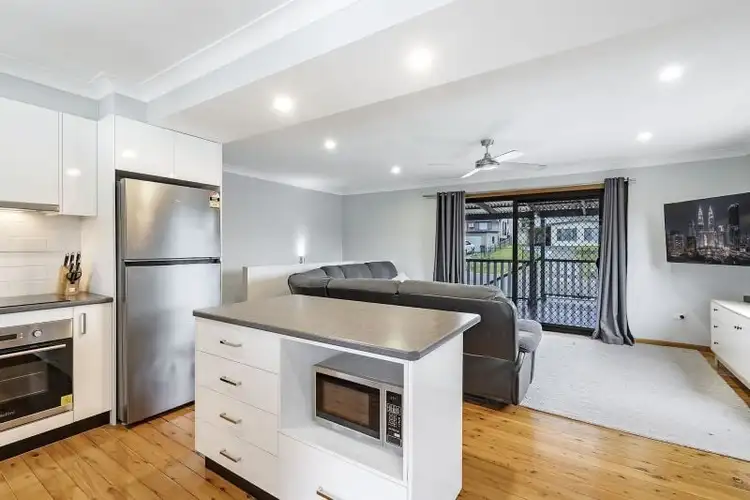 Sixth view of Homely house listing, 18 Laelana Avenue, Budgewoi NSW 2262