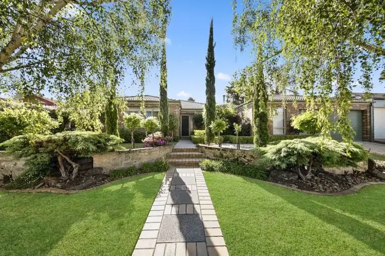 13 Pineview Court, Werribee VIC 3030
