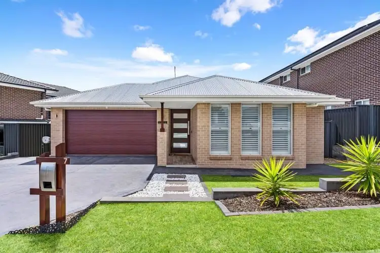 7 Whittingham St, Campbelltown NSW 2560