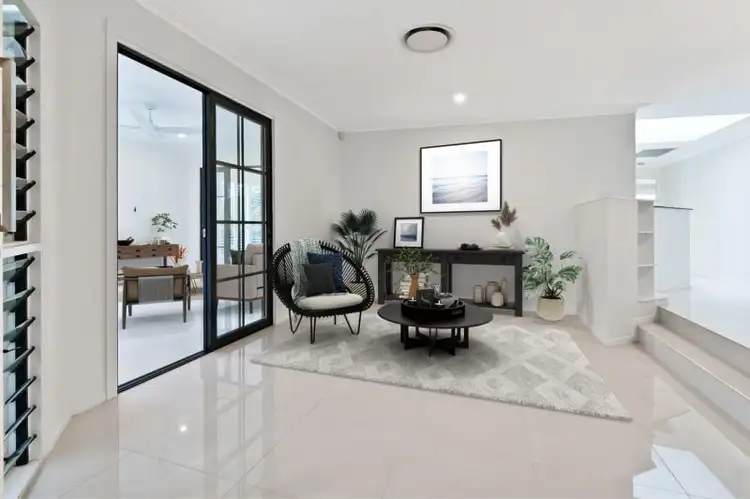 Fourth view of Homely house listing, 1 Jarvis Place, Arundel QLD 4214