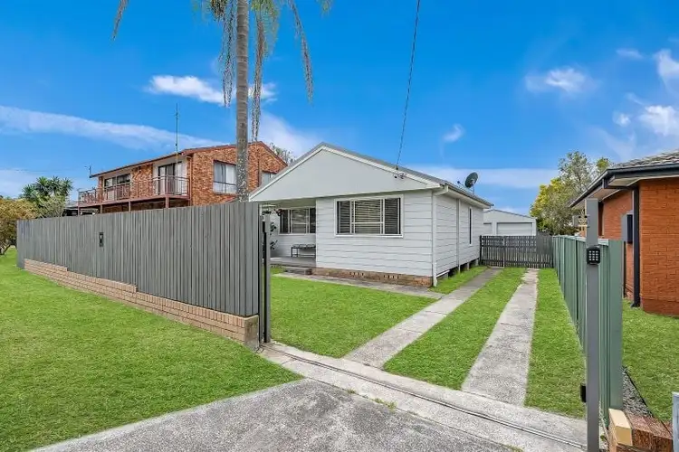 21 Arlington Street, Gorokan NSW 2263