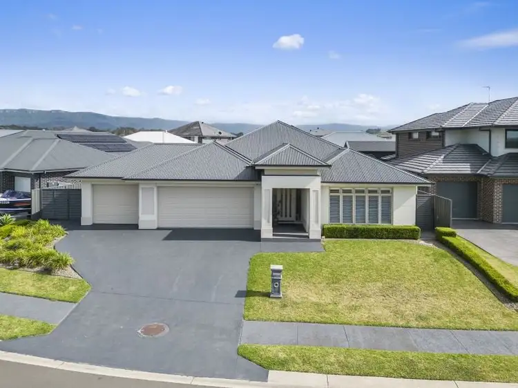 48 Haywards Bay Drive