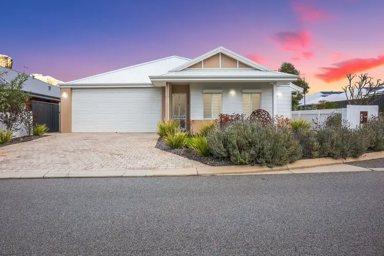 8 Freeman View, Bushmead WA 6055