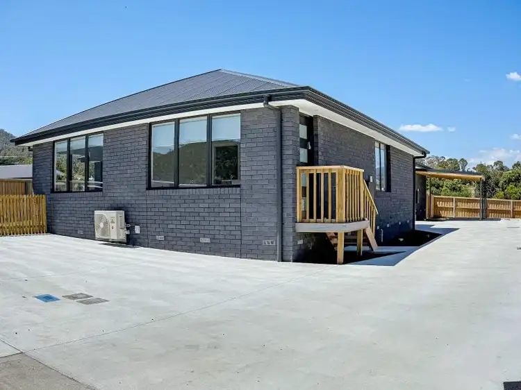 1 & 2/82 Benjamin Terrace, New Norfolk TAS 7140