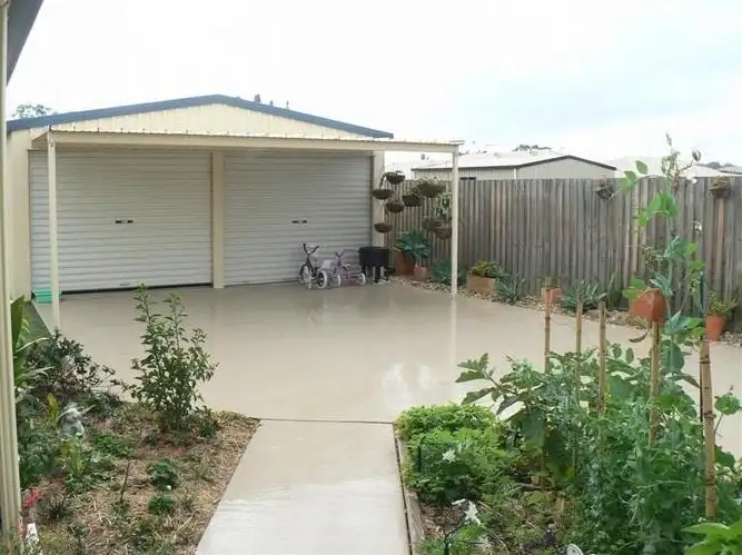 Second view of Homely house listing, 11 Kensi Court, Point Vernon QLD 4655