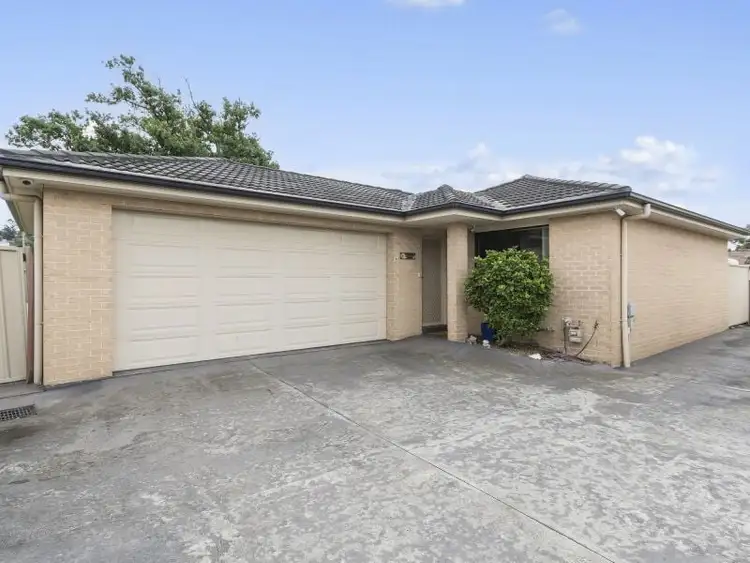 4/102 Gladstone Avenue, Coniston NSW 2500