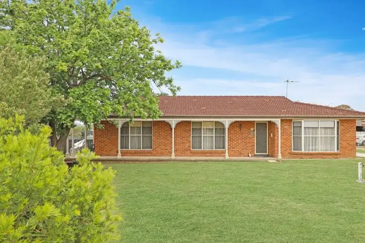 Main view of Homely house listing, 5 Hasluck Place, West Bathurst NSW 2795