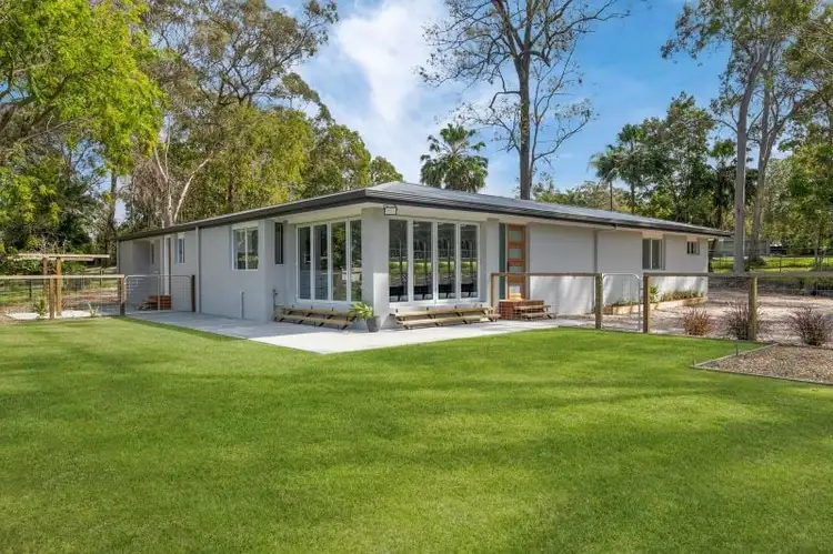 133-135 Scenic Road, Redland Bay QLD 4165