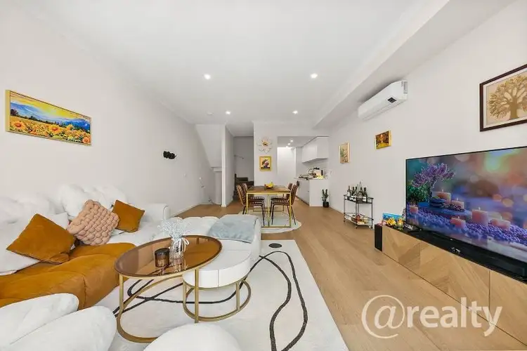 8/3 James Street, Bayswater VIC 3153