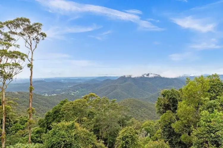50 Coomera Gorge Drive