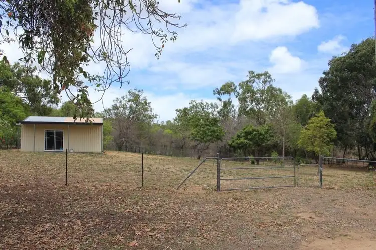 7 Molloy Crescent