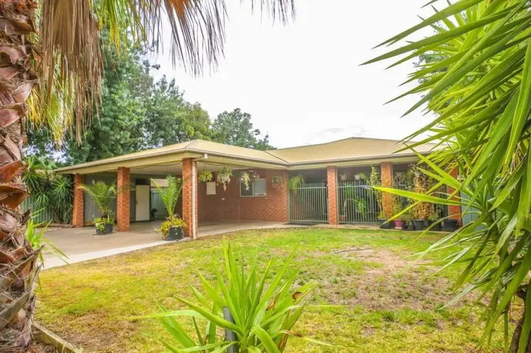 447 Poictiers Street, Deniliquin NSW 2710