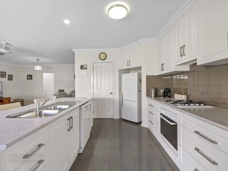 Second view of Homely house listing, 7 Sunset Close, Korumburra VIC 3950