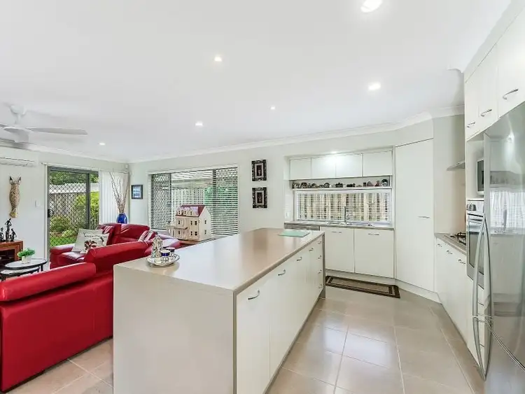 86 Wedgetail Circuit, Narangba QLD 4504