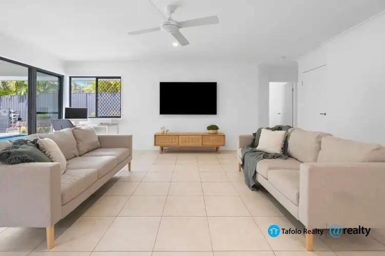 Fifth view of Homely house listing, 2 Lyndhurst Place, Thornlands QLD 4164