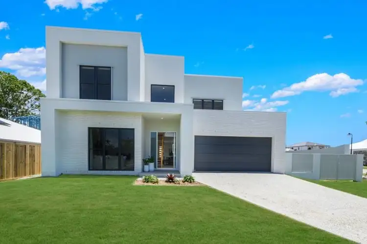 76 Riverview Road