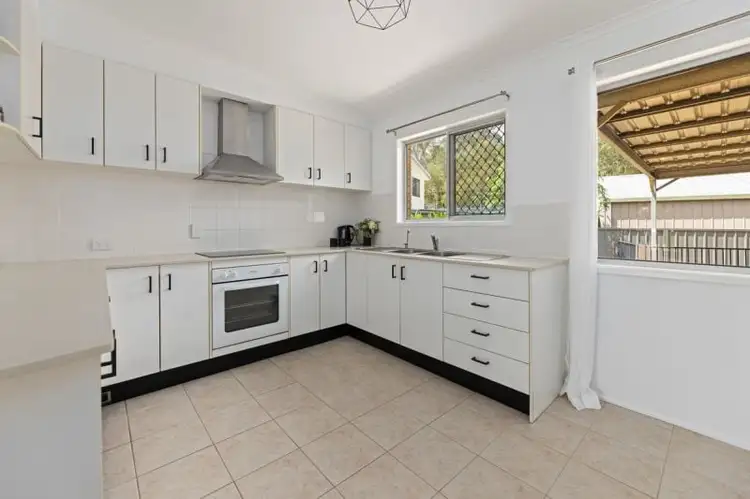 Sixth view of Homely house listing, 2 Dradani Court, Elimbah QLD 4516