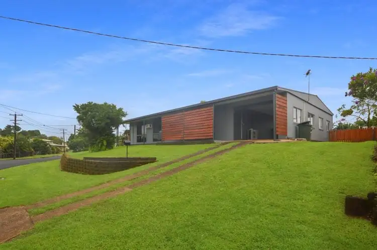 9 Bel Air Avenue, Belvedere QLD 4860