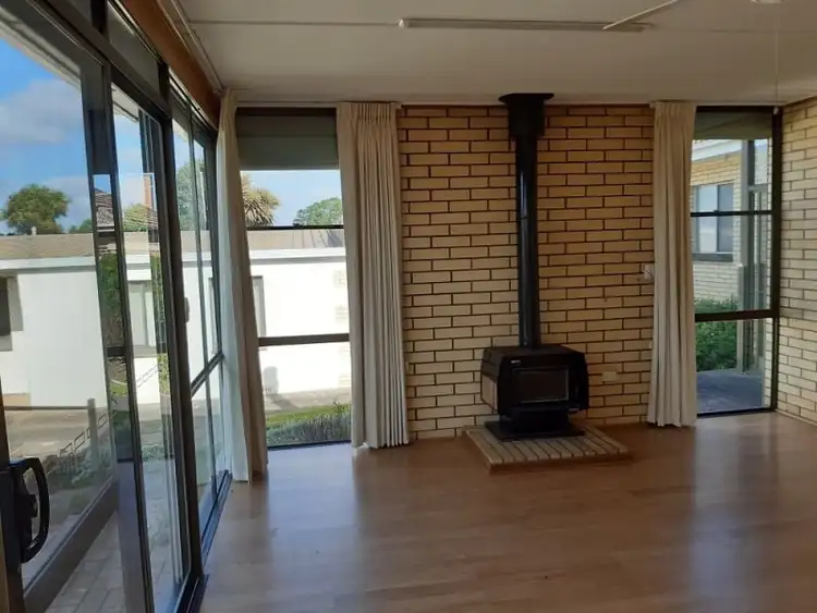 Fourth view of Homely house listing, 11 Queens Avenue, Mount Gambier SA 5290