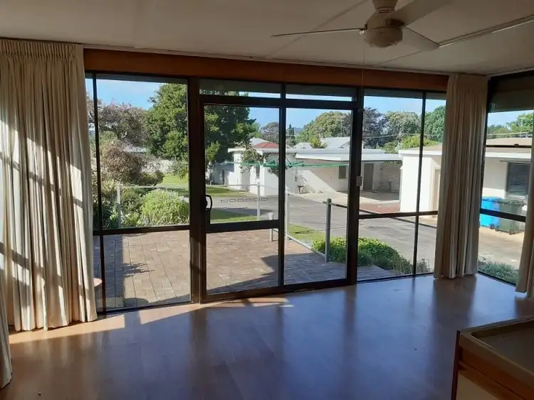 Sixth view of Homely house listing, 11 Queens Avenue, Mount Gambier SA 5290