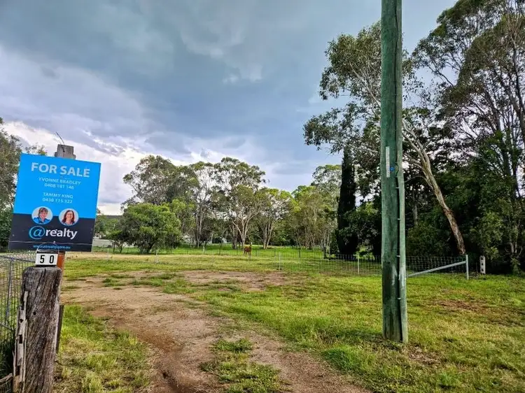 50 Albert Street, Crows Nest QLD 4355