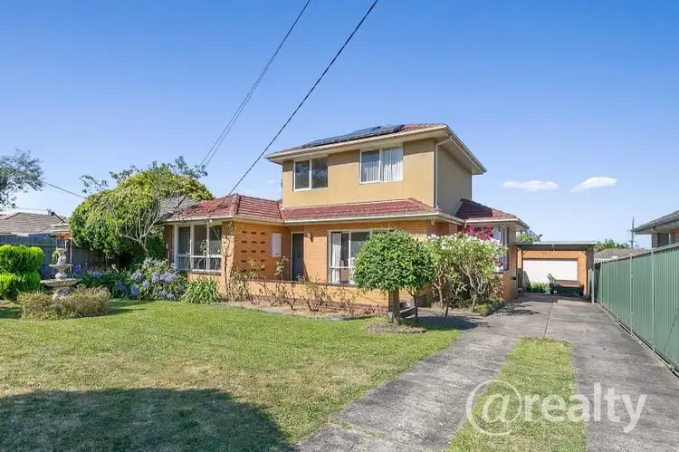 8 Charlotte Road, Boronia VIC 3155