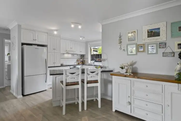 Sixth view of Homely villa listing, 2/4 Battley Avenue, The Entrance NSW 2261
