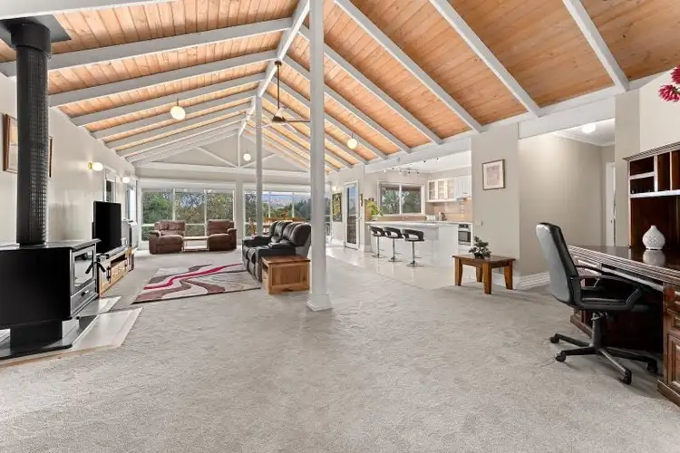 Fourth view of Homely house listing, 23 Toronga Rise, Alexandra VIC 3714