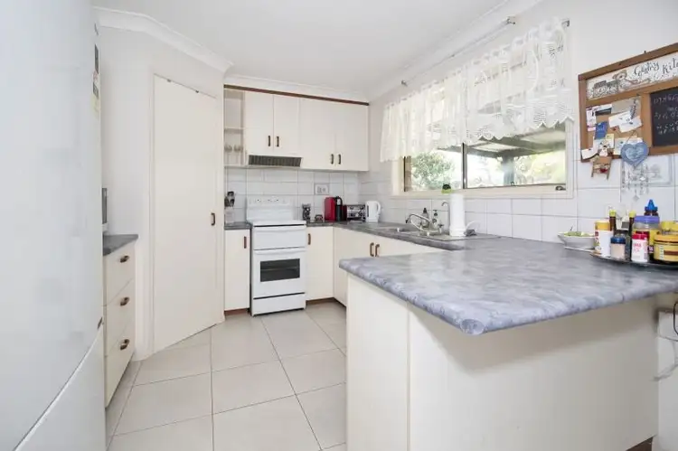 Fourth view of Homely house listing, 2 Melissa Court, Crows Nest QLD 4355