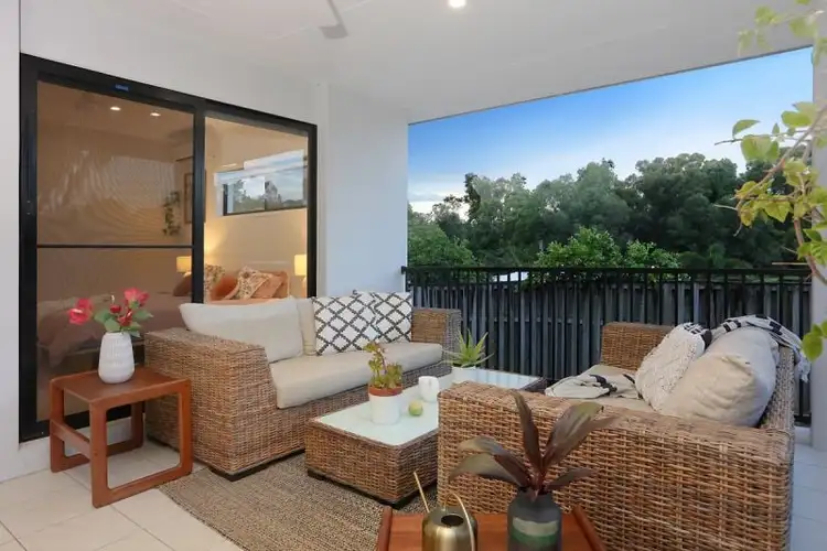 7 Stockdale Street, Pacific Pines QLD 4211