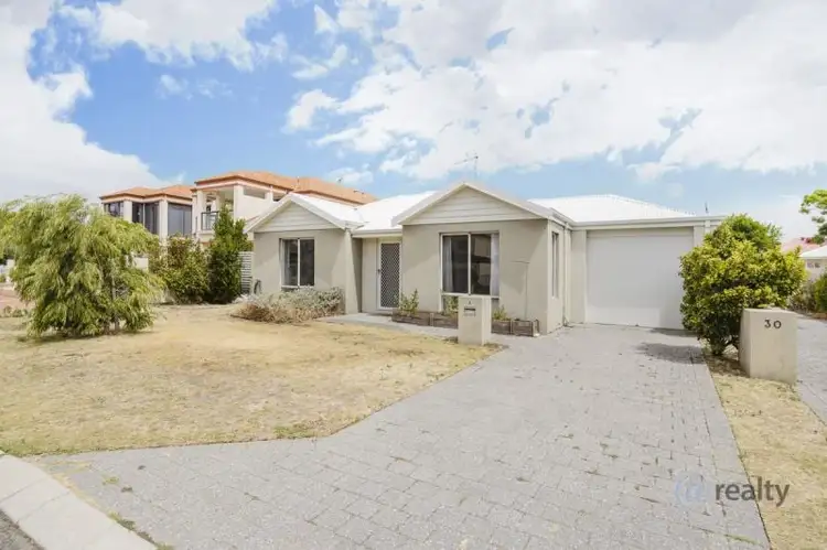 30 A Hodgson Street