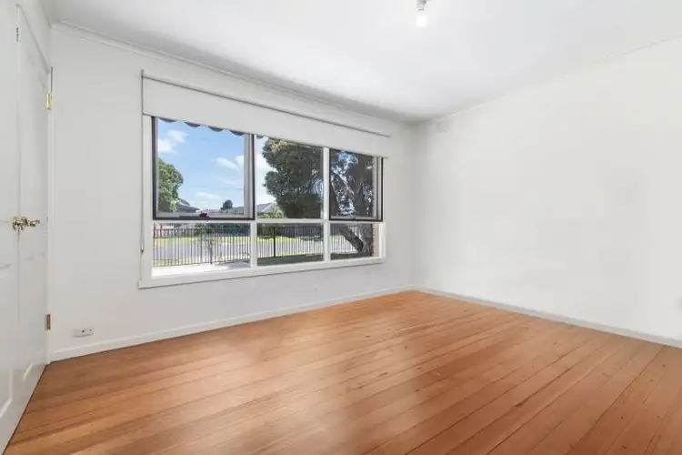 Second view of Homely house listing, 9 Turramurra Drive, Keysborough VIC 3173