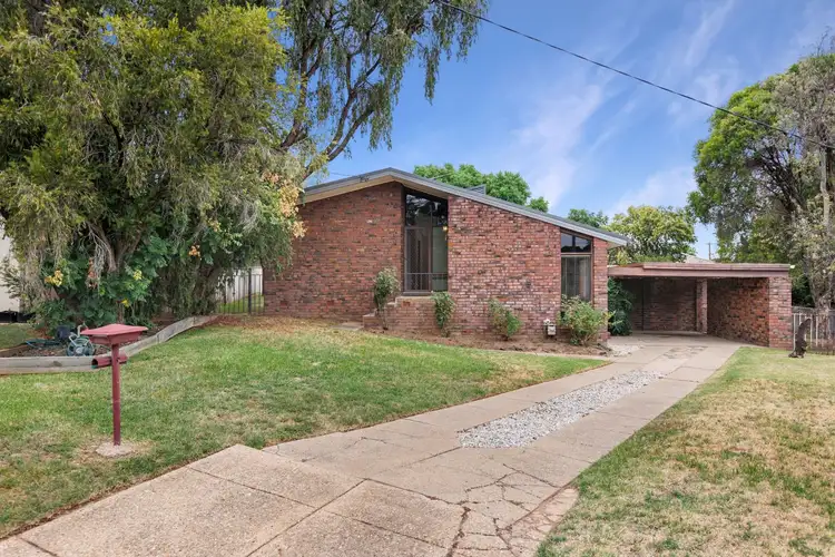 5 Falcon Place, Kooringal NSW 2650