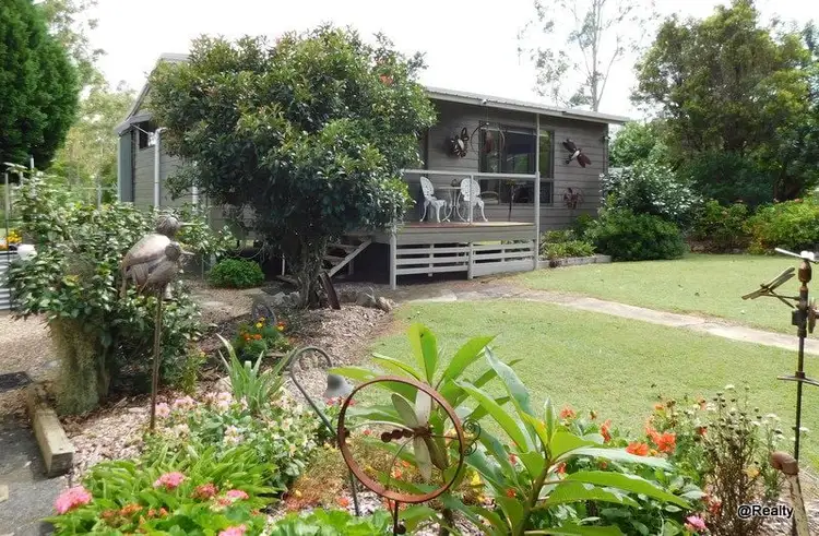 42 Arthur Street West, Nanango QLD 4615