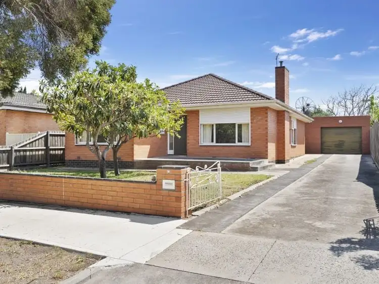 5 Ivanhoe Avenue