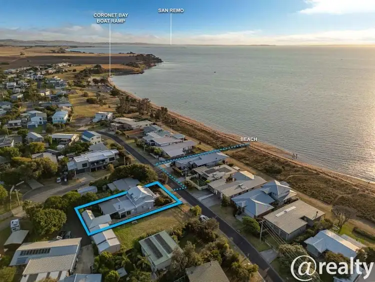 18 Kowloon Crescent, Coronet Bay VIC 3984