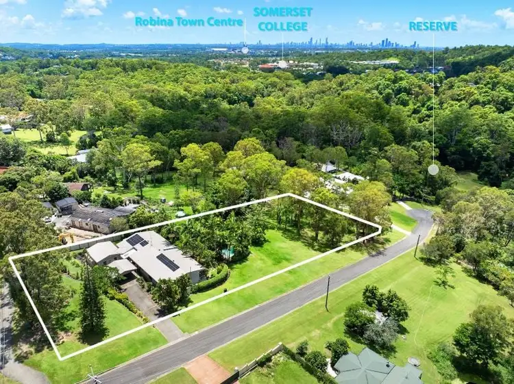 2 Tanby Court