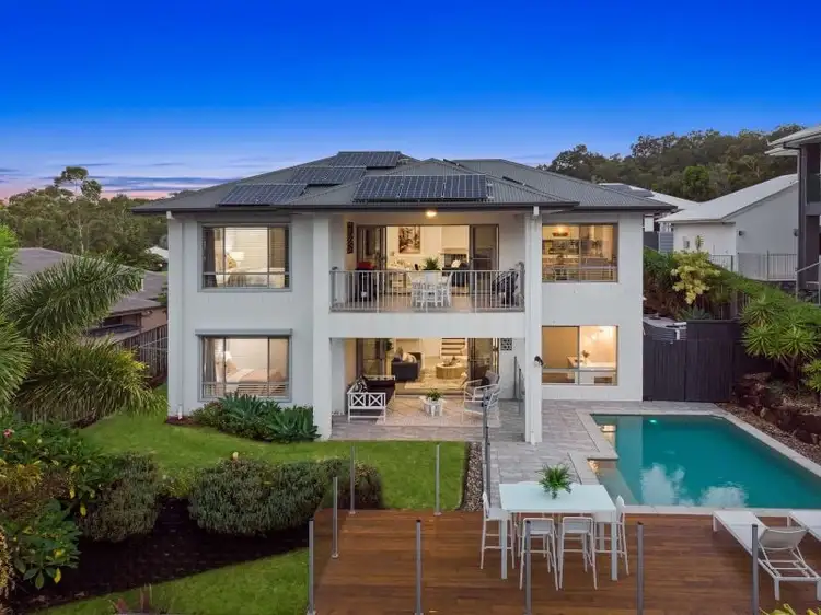 4 Lowell Street, Reedy Creek QLD 4227