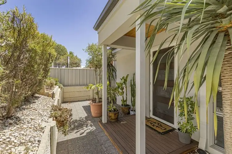 Fifth view of Homely villa listing, 6A Lilacdale Road, Innaloo WA 6018