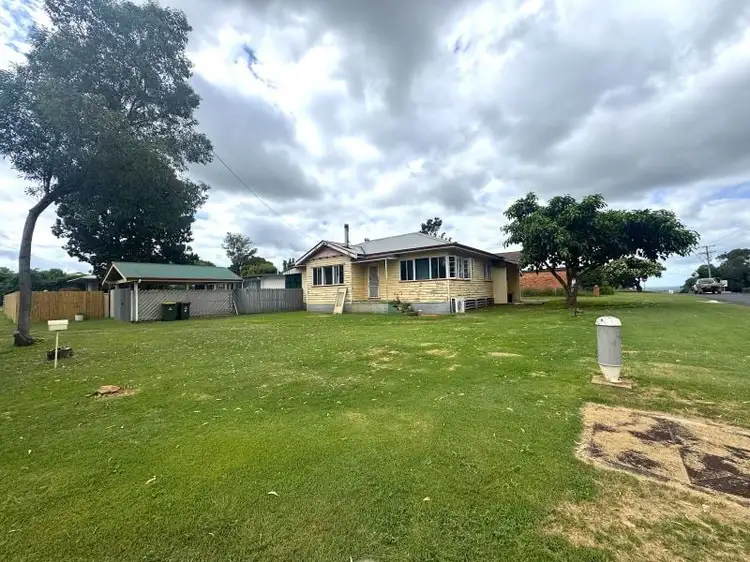 33 Reservoir Street, Kingaroy QLD 4610