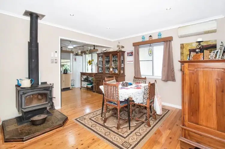 Sixth view of Homely house listing, 8 Blinco Street, Crows Nest QLD 4355